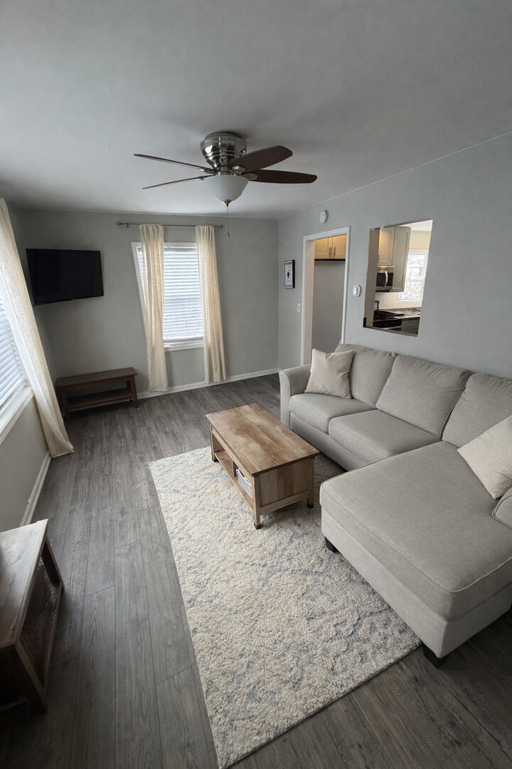 Property Photo: 3904 N Lincoln Street IL 60559