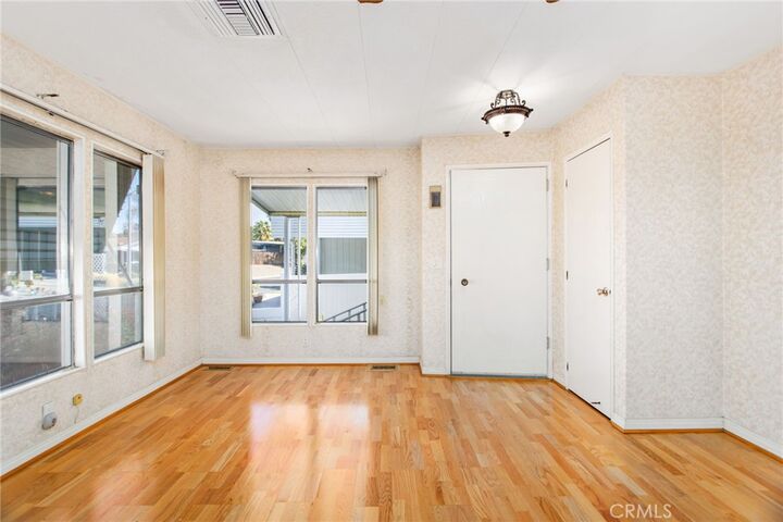 Property Photo:  28925 Calle Alta  CA 92563 