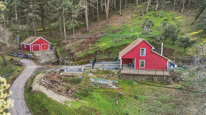 Property Photo:  15153 Norvin Way  CA 95949 