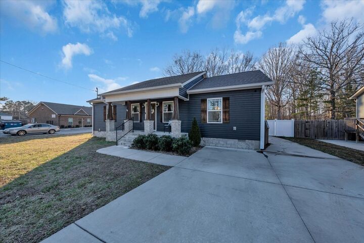 Property Photo:  1554 S Spring St  TN 37355 