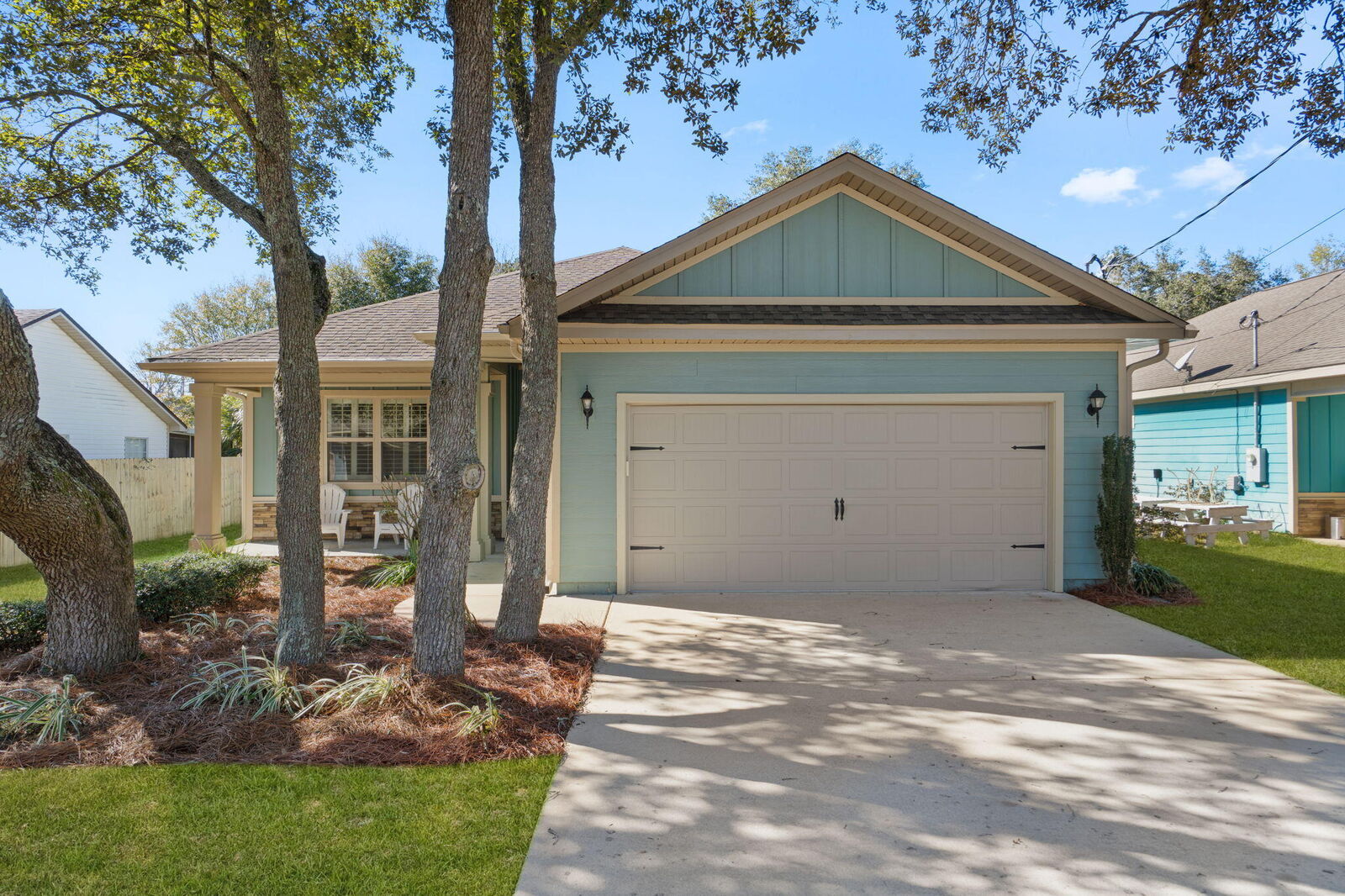 Property Photo: 1941 Luneta Street FL 32566