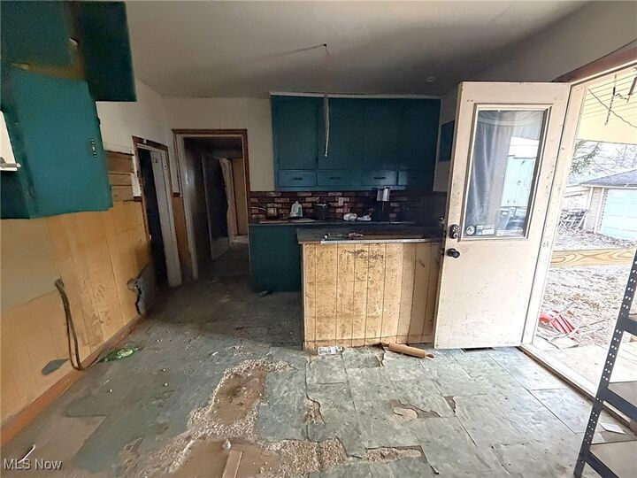 Property Photo: 401 Ewing Avenue OH 45801