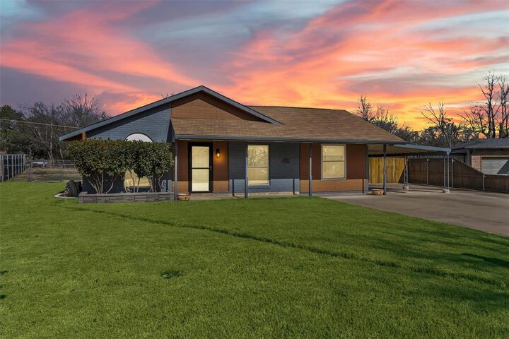 Property Photo:  119 Kessler Drive  TX 76048 