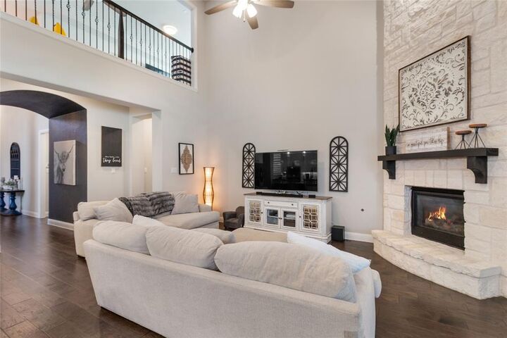 Property Photo: 1701 Conifer Court TX 76226