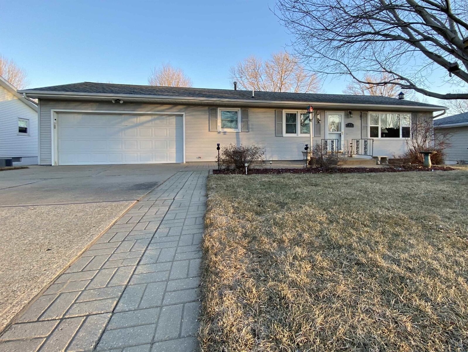 Property Photo:  15 Edward Dr  IA 51031 