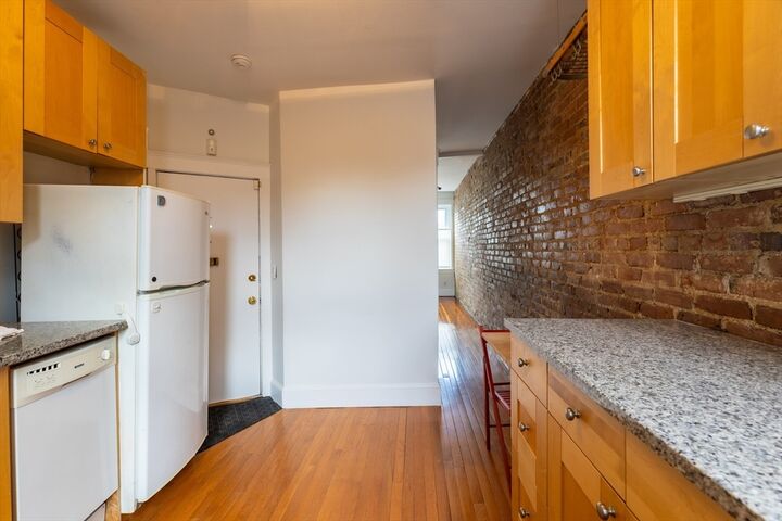 Property Photo:  31 Irving 9  MA 02114 