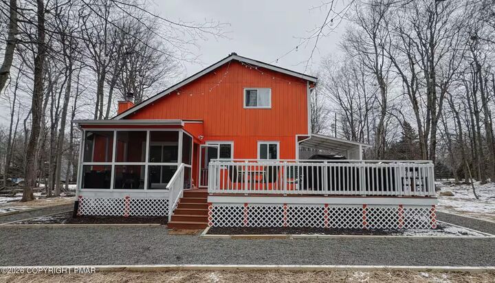 Property Photo:  1355 Winding Way  PA 18466 