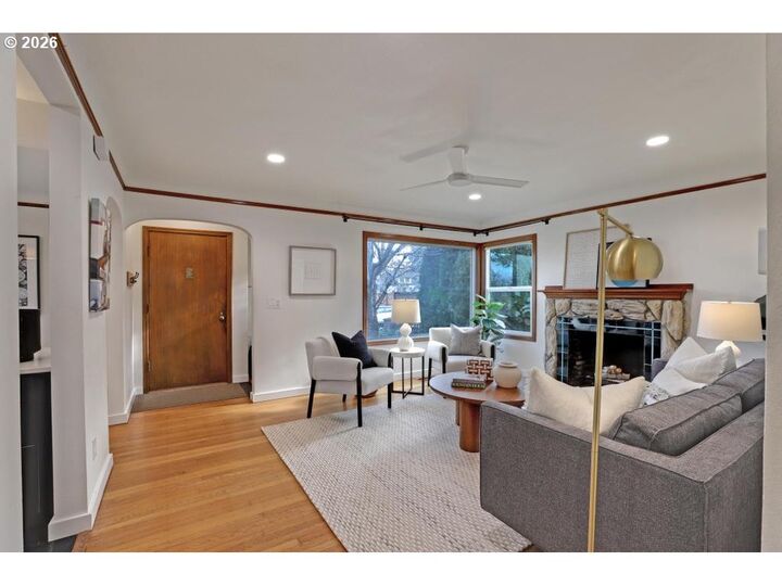 Property Photo:  6315 N Curtis Ave  OR 97217 