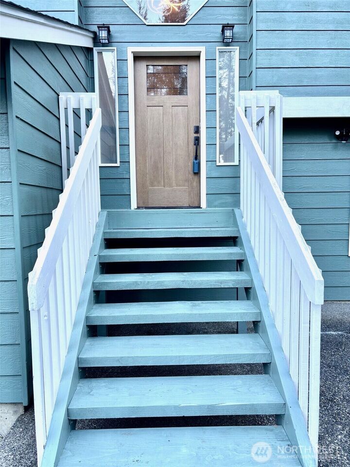 Property Photo:  4812  Monte Vista Place  WA 98273 