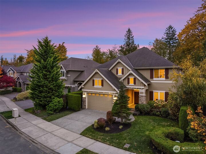 Property Photo:  27135 SE 13th Street  WA 98075 