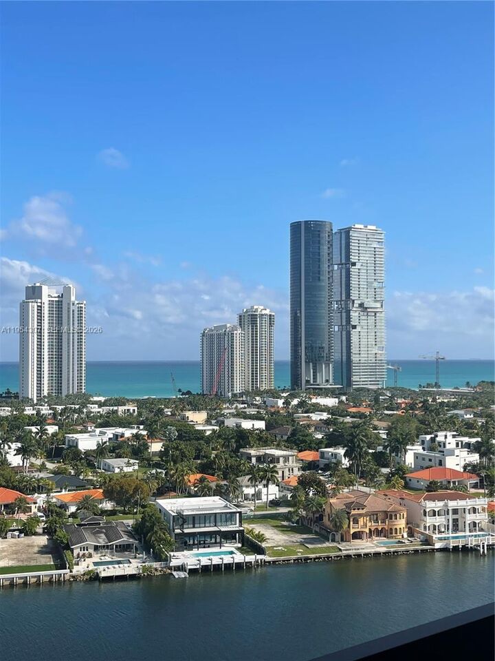 Property Photo: 19101 NE 36th Ct 1910 FL 33180