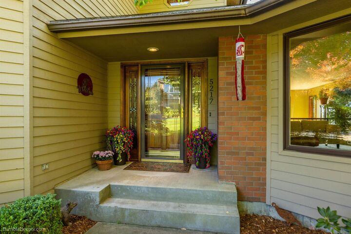 Property Photo: 5217 N Millview Dr WA 99212