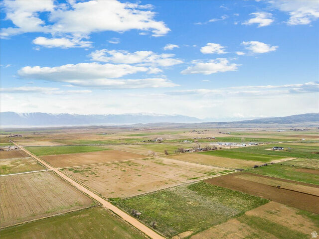 Property Photo:  7320 E 15400 N  UT 84662 