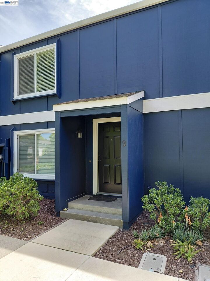 Property Photo:  9 El Capitan Ln  CA 94509 