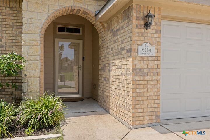 Property Photo:  504 Parkfield Lane  TX 76502 