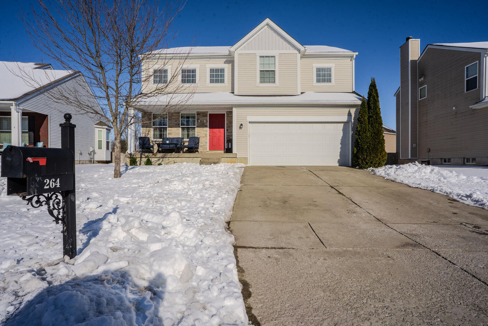 Property Photo: 264 W Showalter Drive KY 40324