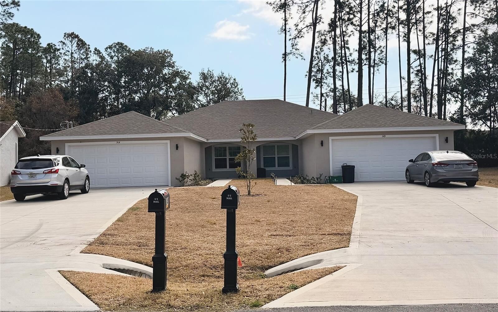 Property Photo: 14 Brelyn Place FL 32137