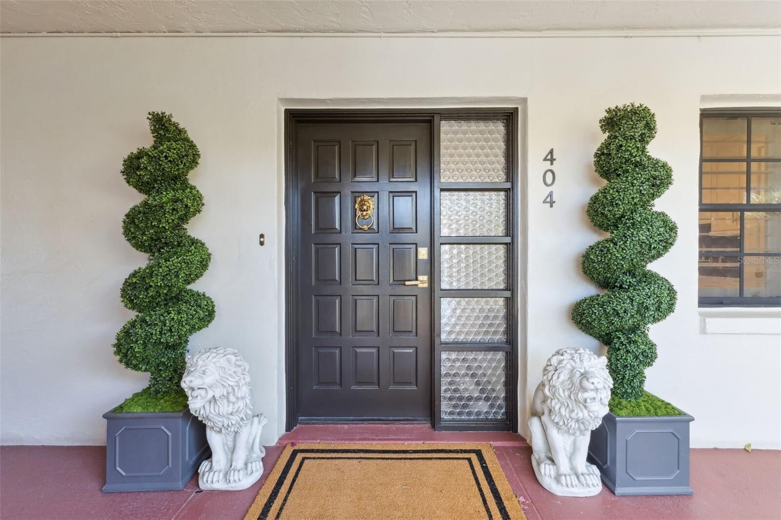 Property Photo: 100 S Interlachen Avenue 404 FL 32789