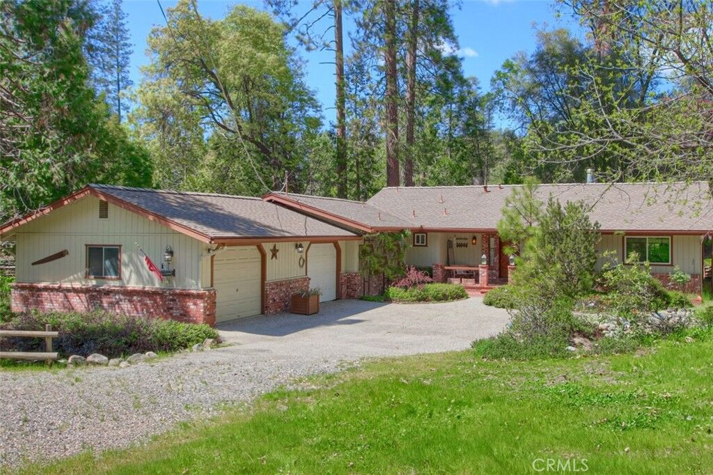 Property Photo: 5621 Ponderosa Court CA 95338