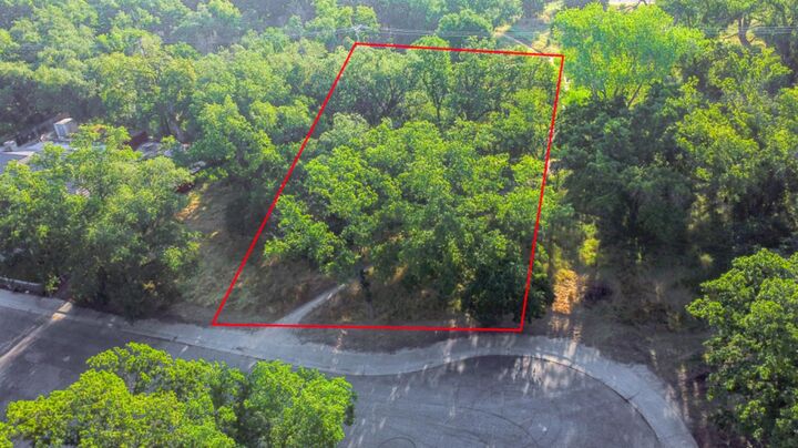 Property Photo:  1215 Meadow Lane  CA 95661 