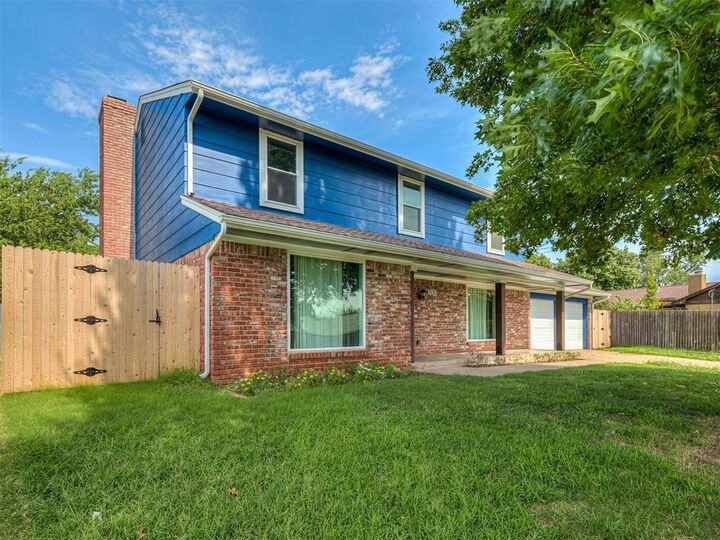 Property Photo:  11213 N Villa Avenue  OK 73120 