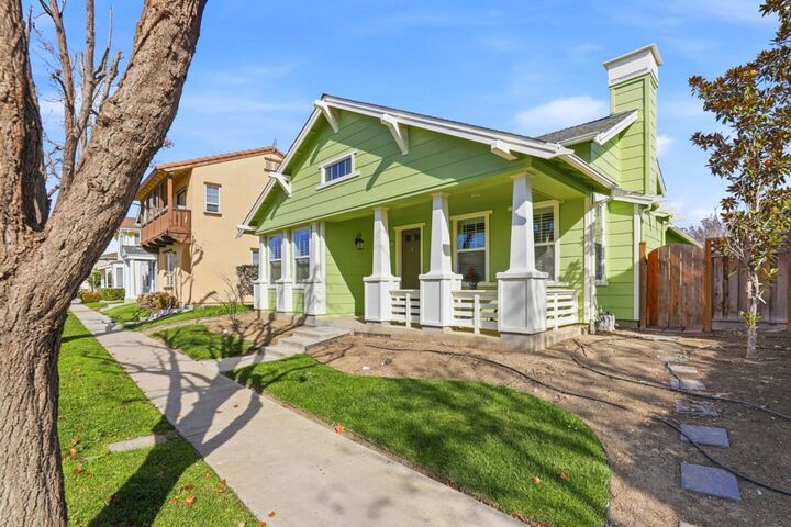 Property Photo: 622 Heirloom Place CA 93930