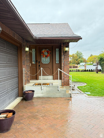 Property Photo: 133 Blue Sage Ln UT 84040