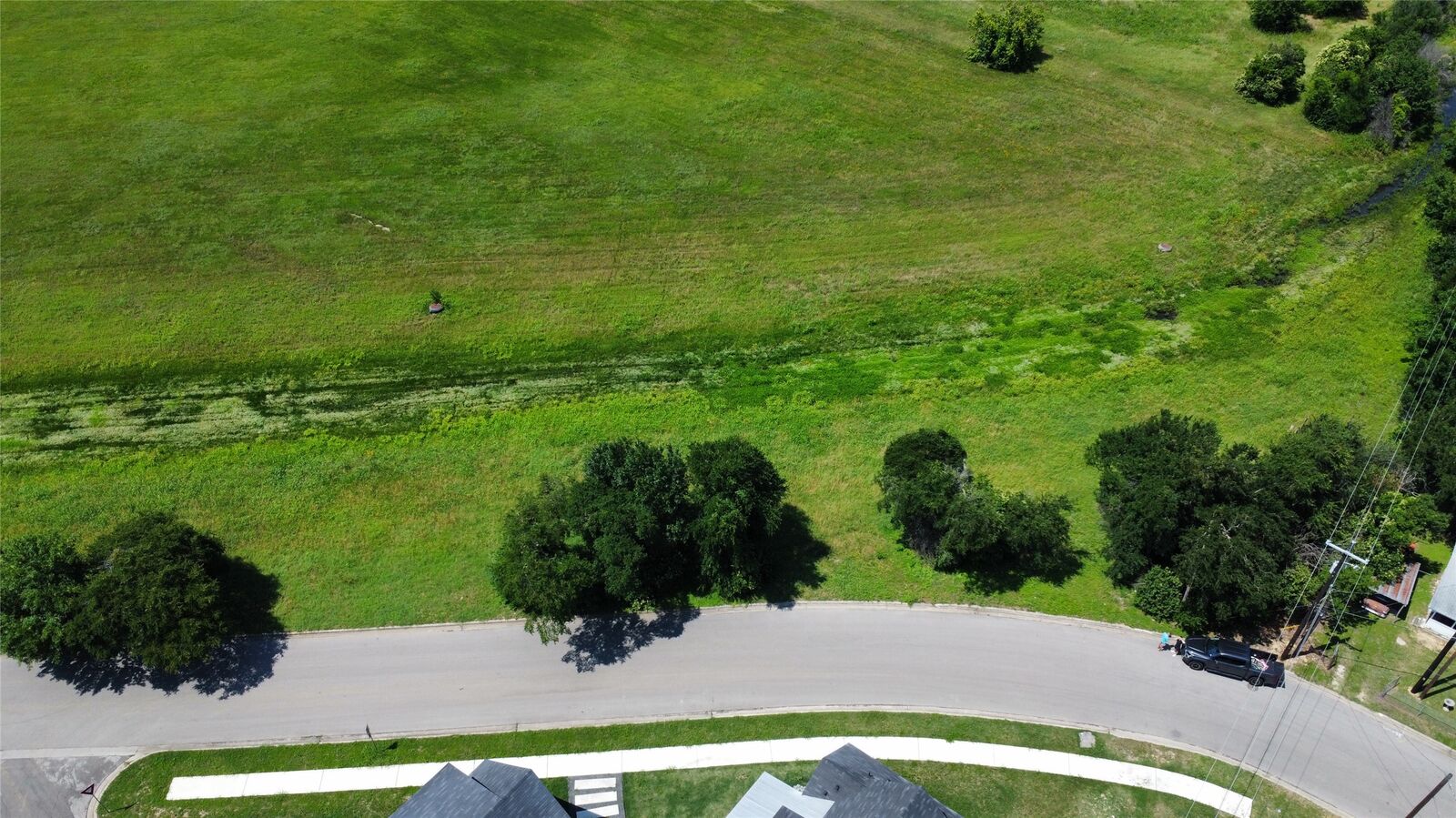 Property Photo:  2106 S Pine Street  TX 78626 