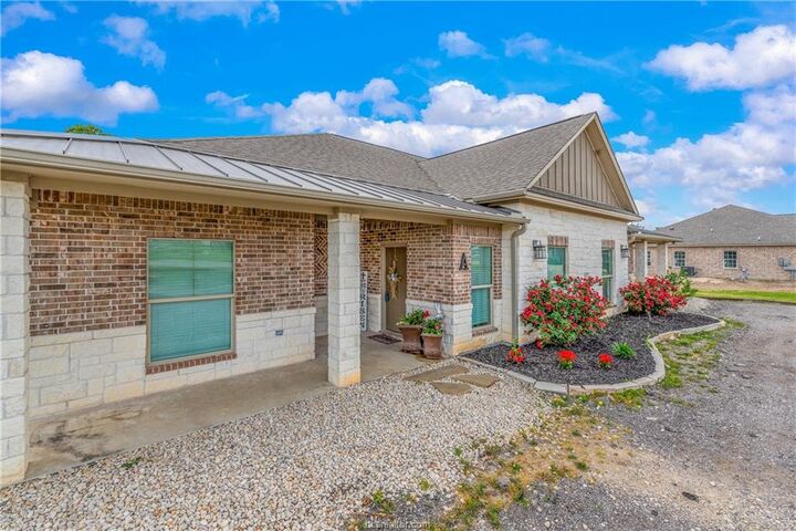 Property Photo:  4011 Golden Eagle Drive A  TX 77808-7323 