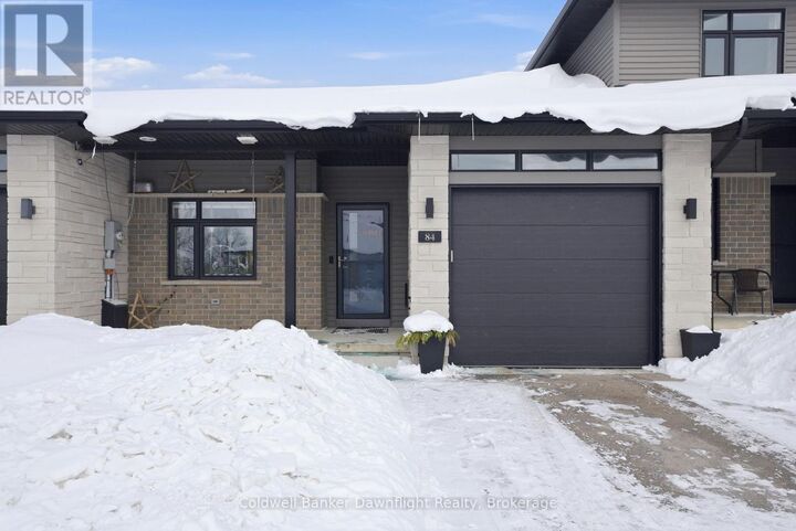 Property Photo:  84 Rowe Avenue  ON N0M 1S1 