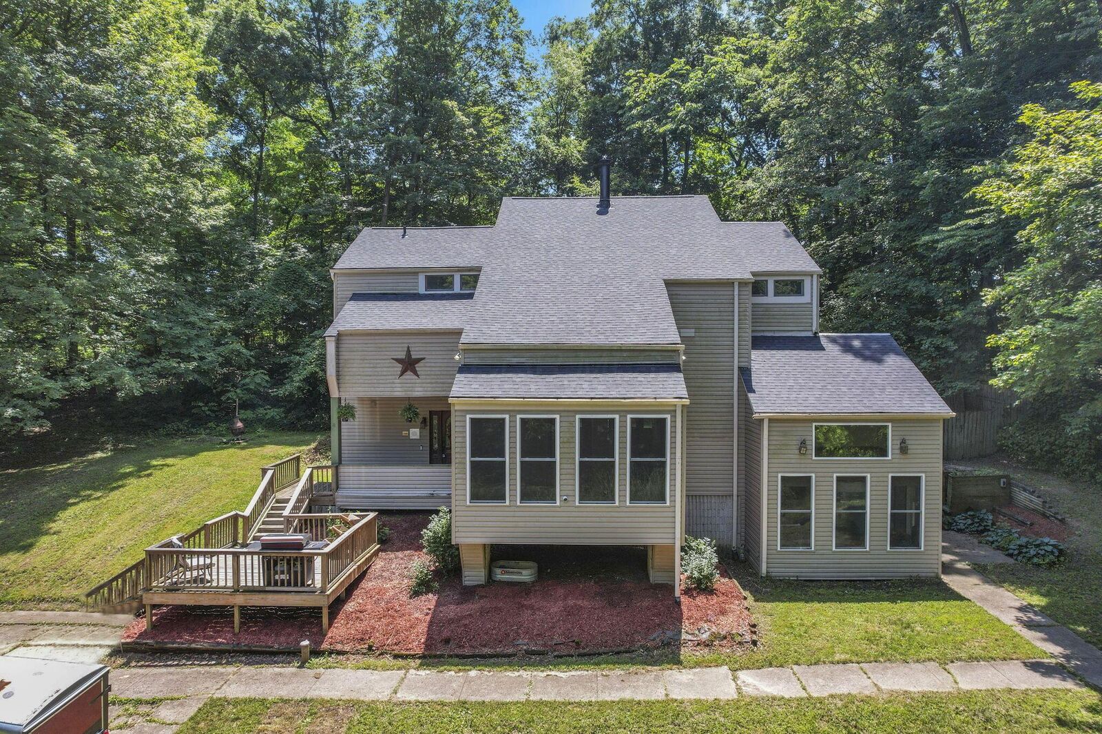 Property Photo: 2991 Coonpath NE Road OH 43130