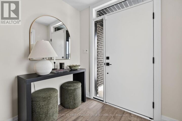 Property Photo:  2830 Tokala Trail 153  ON N6G 5B4 