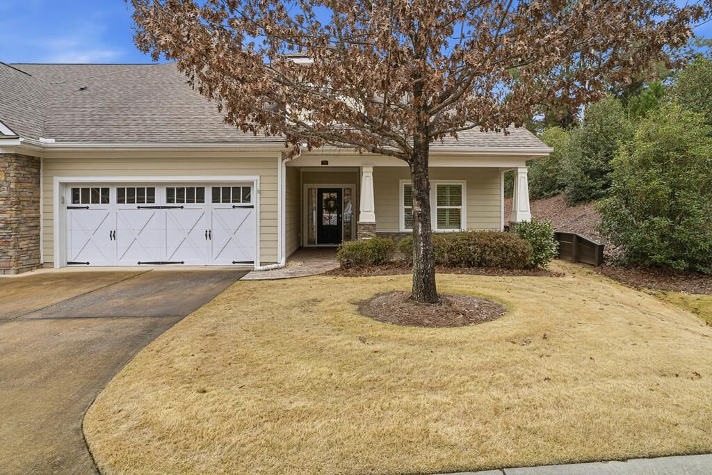 Property Photo:  1438 Grove Park Drive  GA 31904 