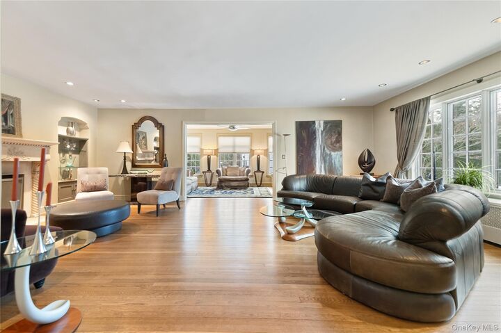 Property Photo:  6 White Plains Road  NY 10708 