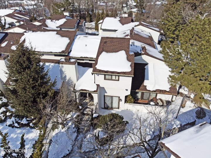 Property Photo:  126 Tower Hill Drive 205  NJ 07701 