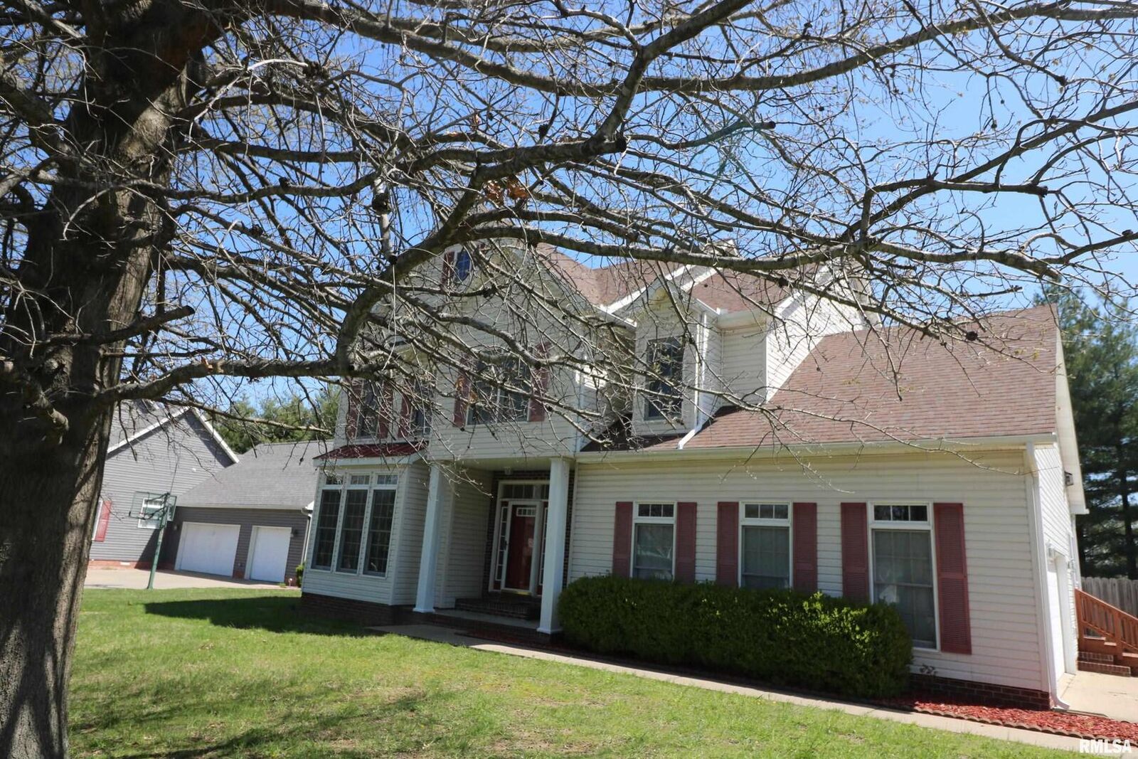 Property Photo: 108 Lyndsey Lane IL 62918