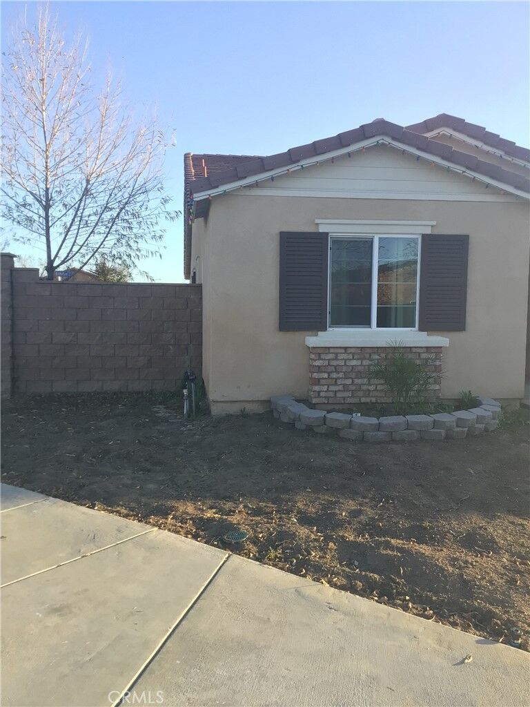 Property Photo:  1353 Haven Place  CA 92543 