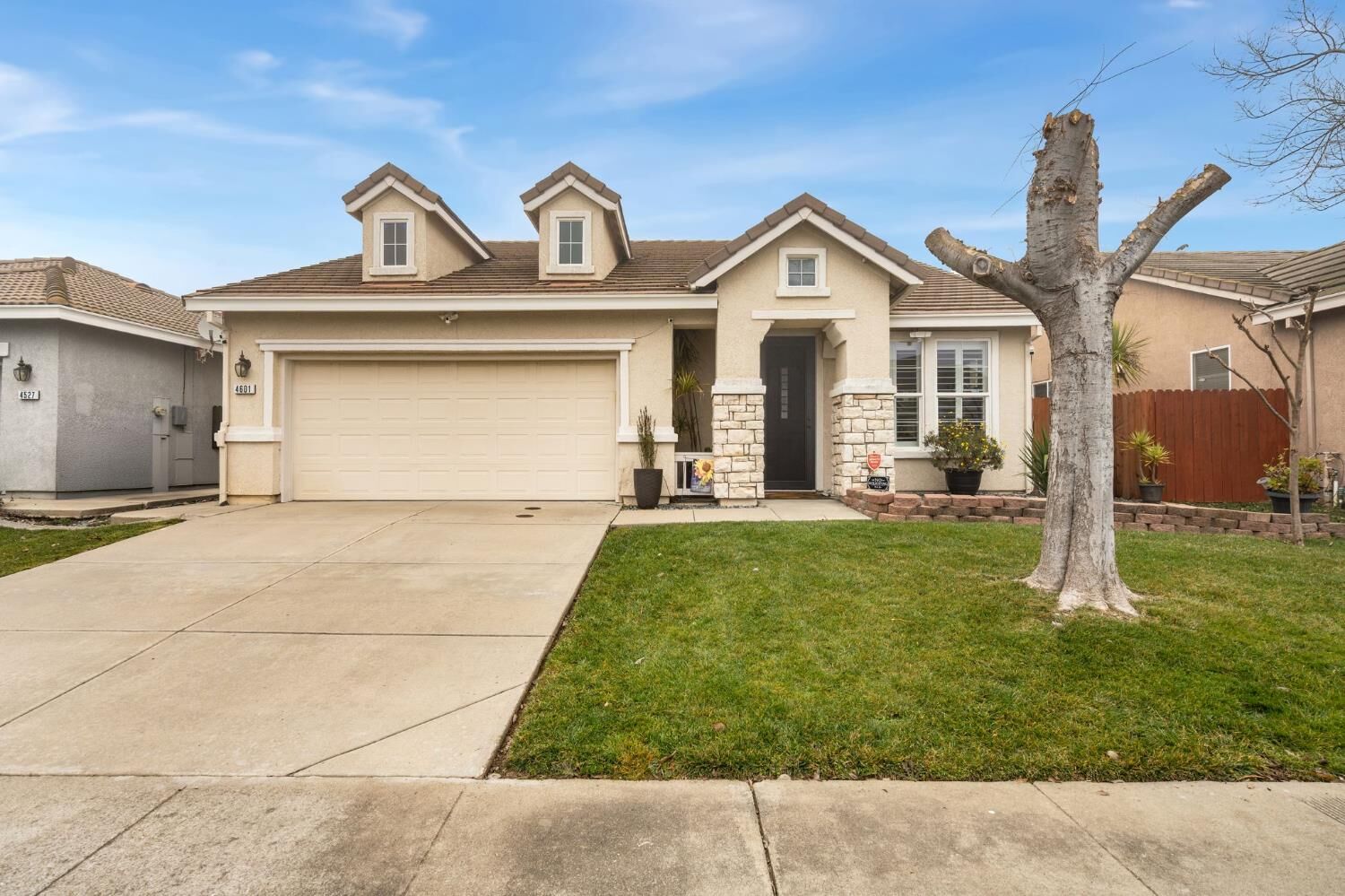 Property Photo:  4601 Stuben Court  CA 95758 