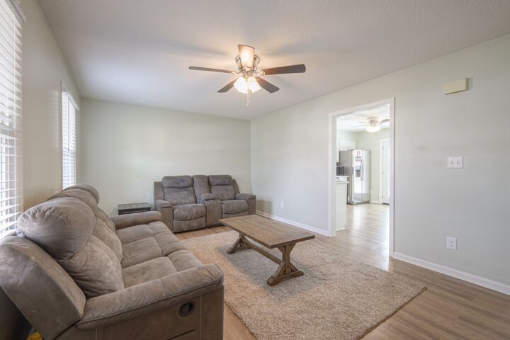 Property Photo: 115 Darnell Dr TN 37388