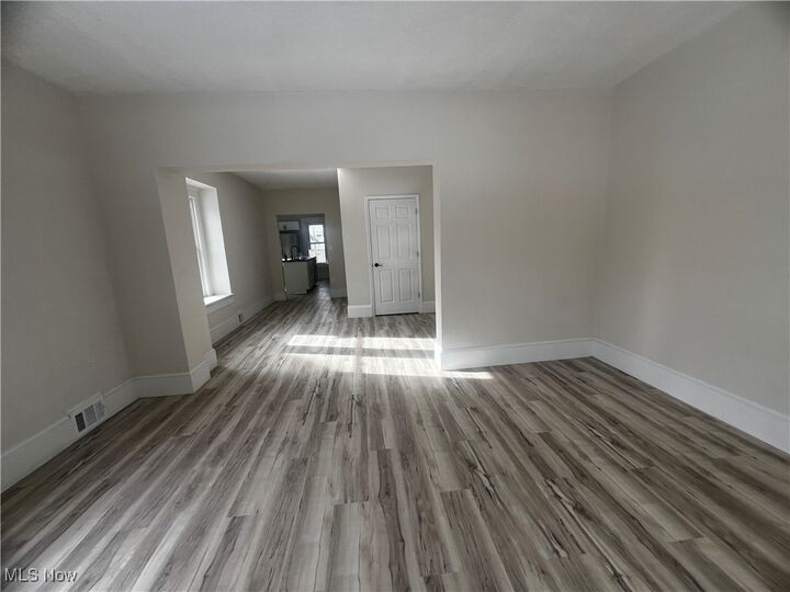 Property Photo:  214 N Bentley Avenue  OH 44446 