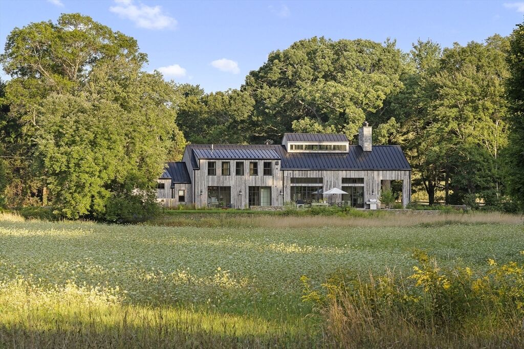 Property Photo:  8 Silver Hill  MA 01773 