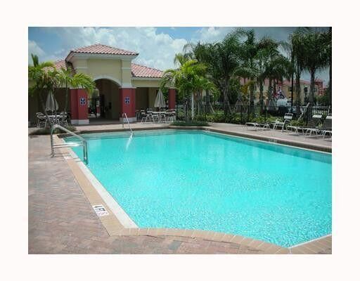 Property Photo:  2928 Hidden Hills Road 1403  FL 33411 