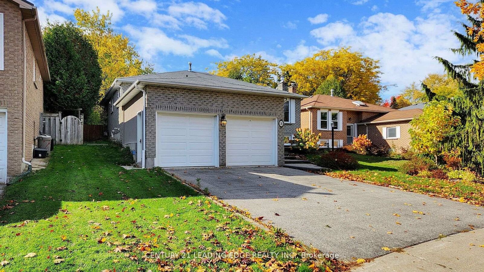 Photo de la propriété:  28 Stonehill Boulevard  ON L9N 1E3 