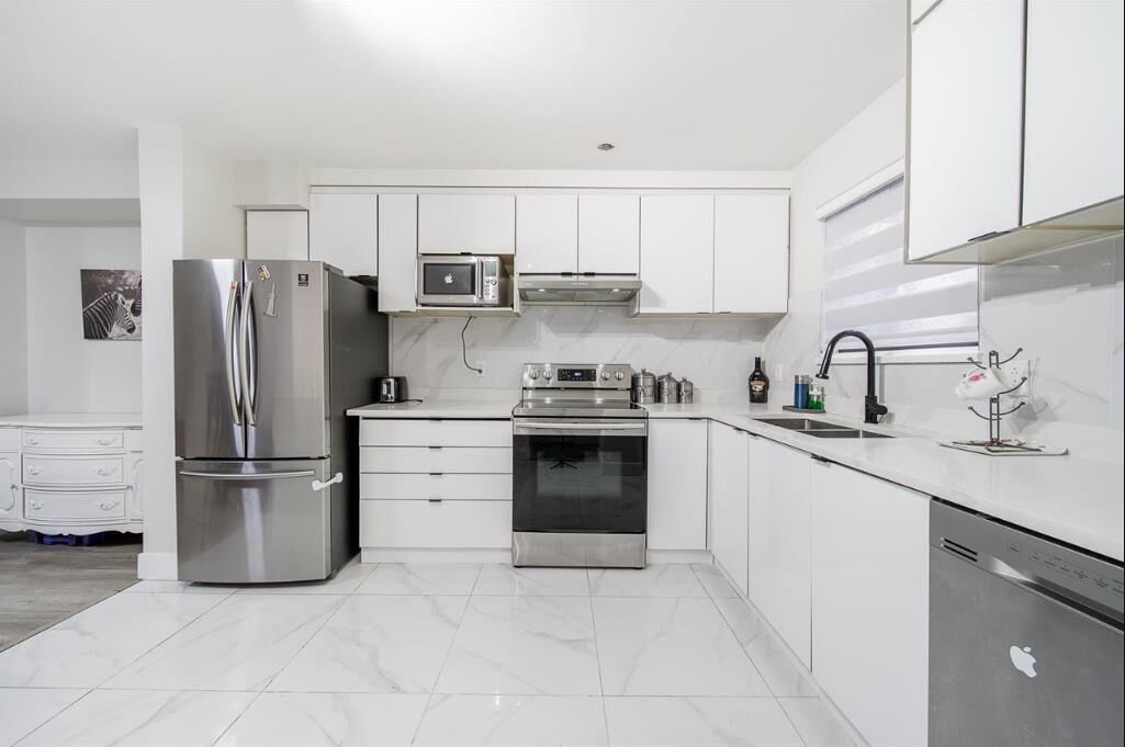 Property Photo:  13710 67 Avenue 129  BC V3W 6X6 