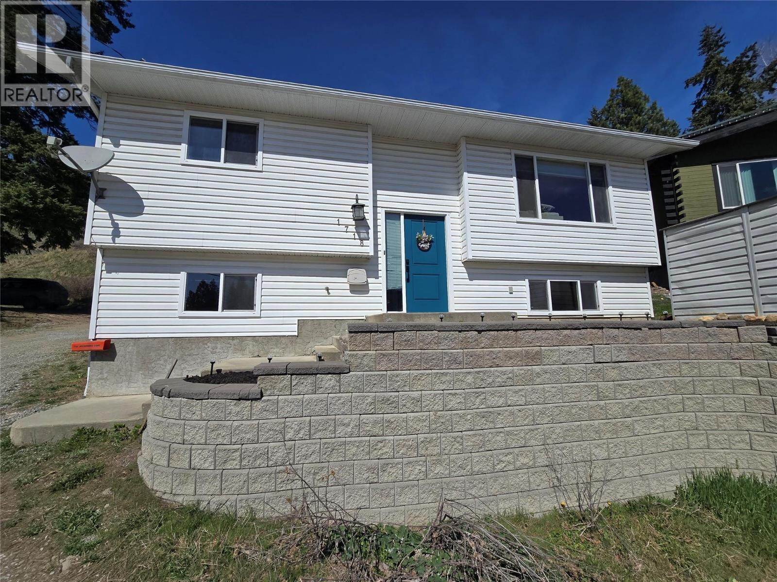 Property Photo: 1718 Grandview Avenue BC V0E 2G0