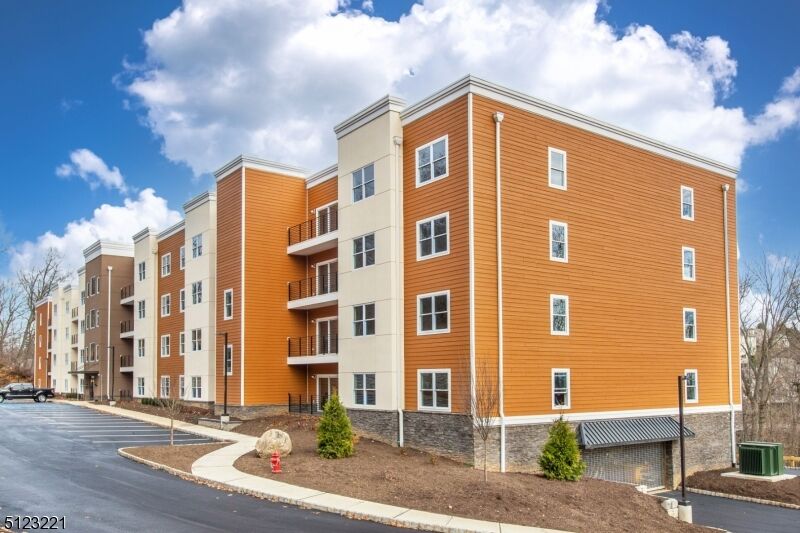 Property Photo: 717 Preakness Ave NJ 07502