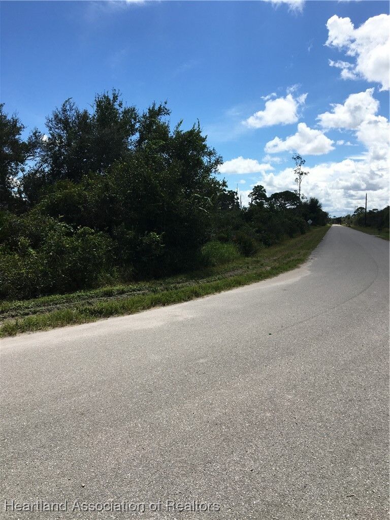 Property Photo:  1117 Breckinridge Avenue  FL 33852 