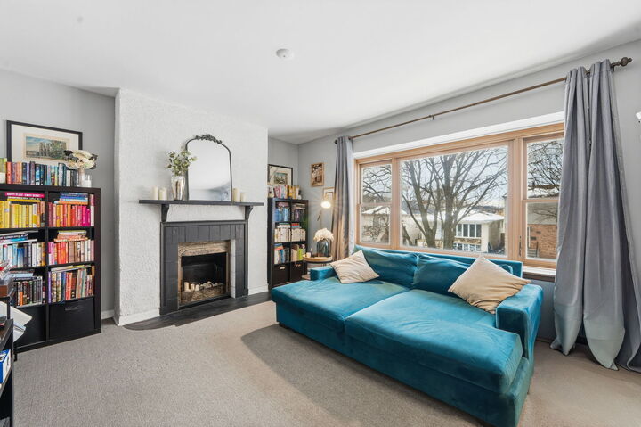 Property Photo:  4120 N Oketo Avenue  IL 60706 