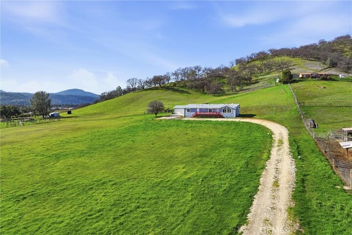 Property Photo:  2805 Smith Lane  CA 95422 