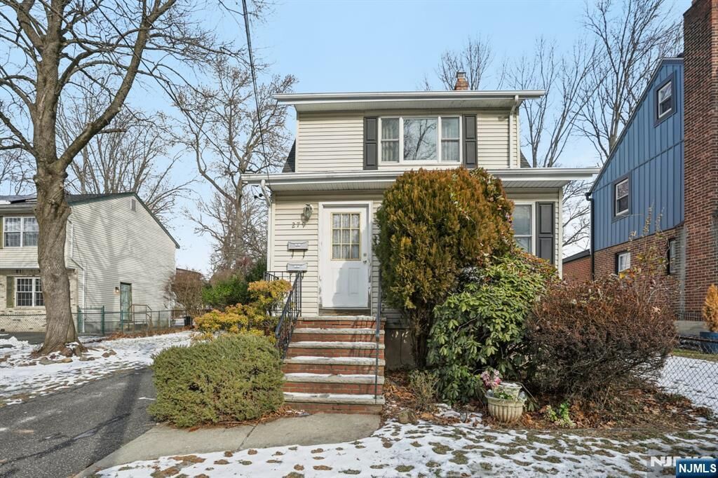Property Photo:  279 Genesee Avenue  NJ 07631 